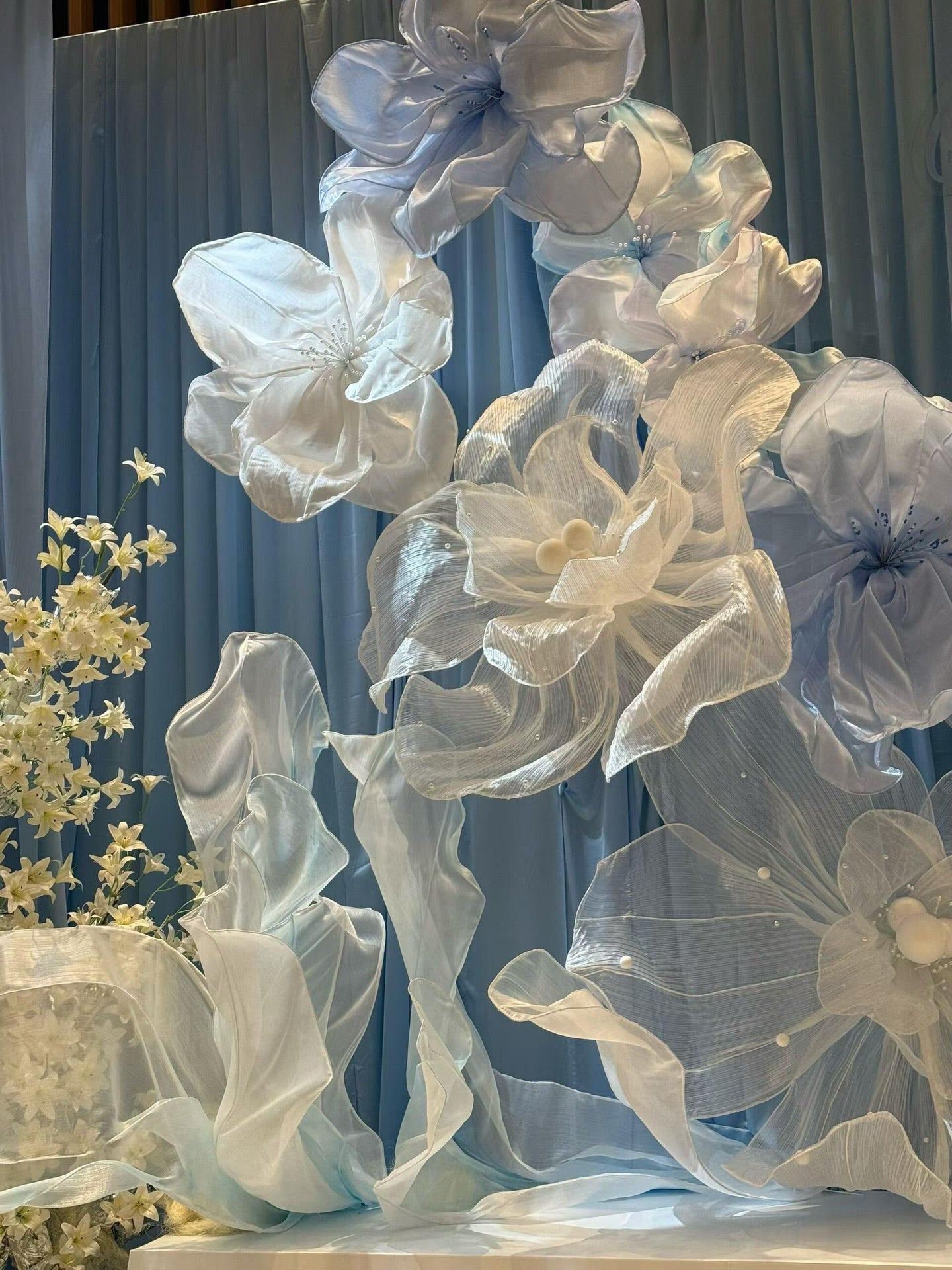 Luxury Organza Giant Flower Installation for Wedding & Event Backdrop